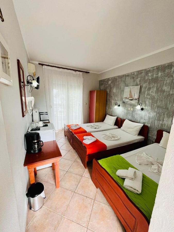 Poplar Lofts & Apartments Karavouzi Принос Екстериор снимка